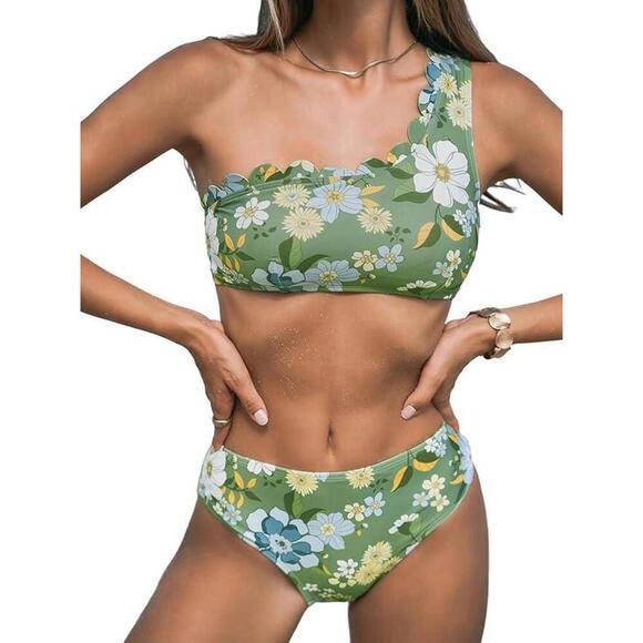 NWT Cupshe Scalloped One-Shoulder Bikini - Size XS - Picture 1 of 3